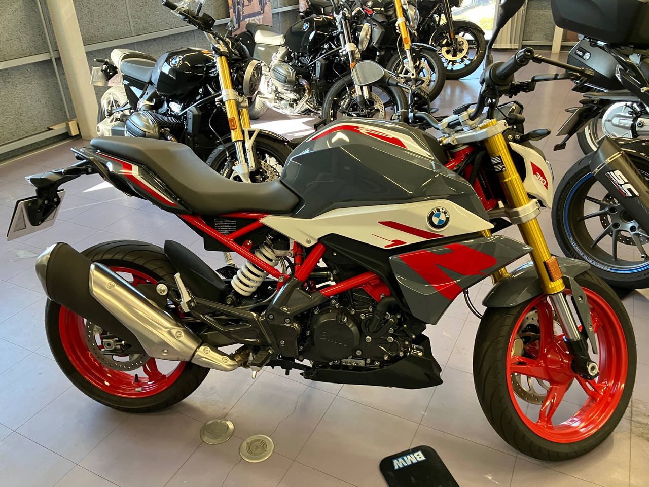 BMW G310R 2022