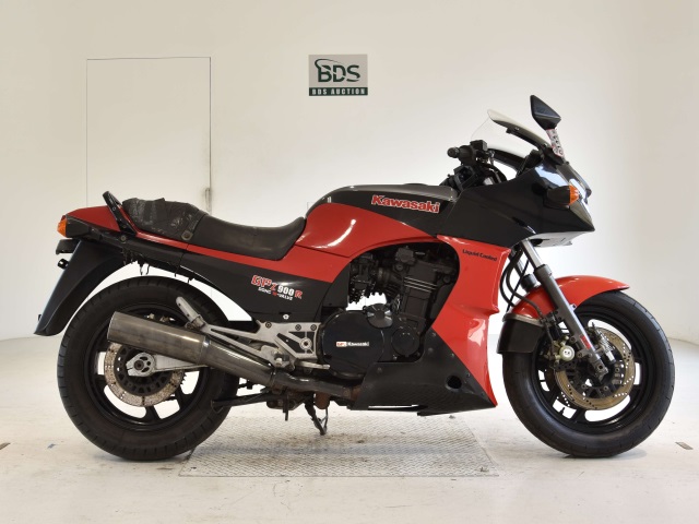Kawasaki GPZ900R 1984