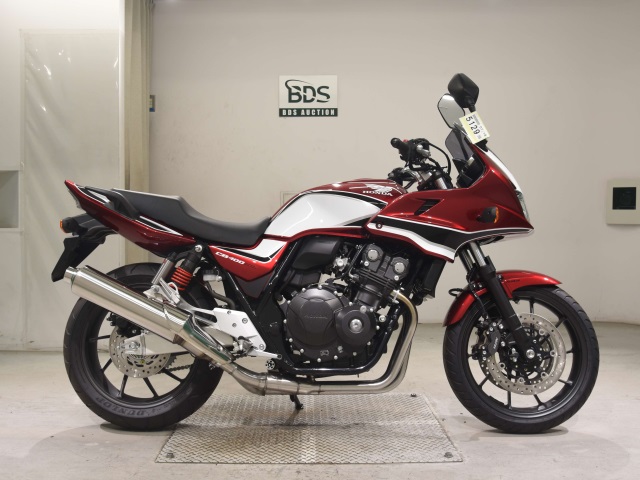 Honda CB400SFA BOLDOR 2025
