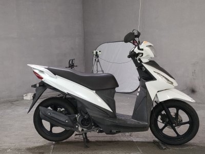 Suzuki ADDRESS V110