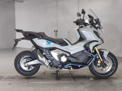 Honda X-ADV750 2021