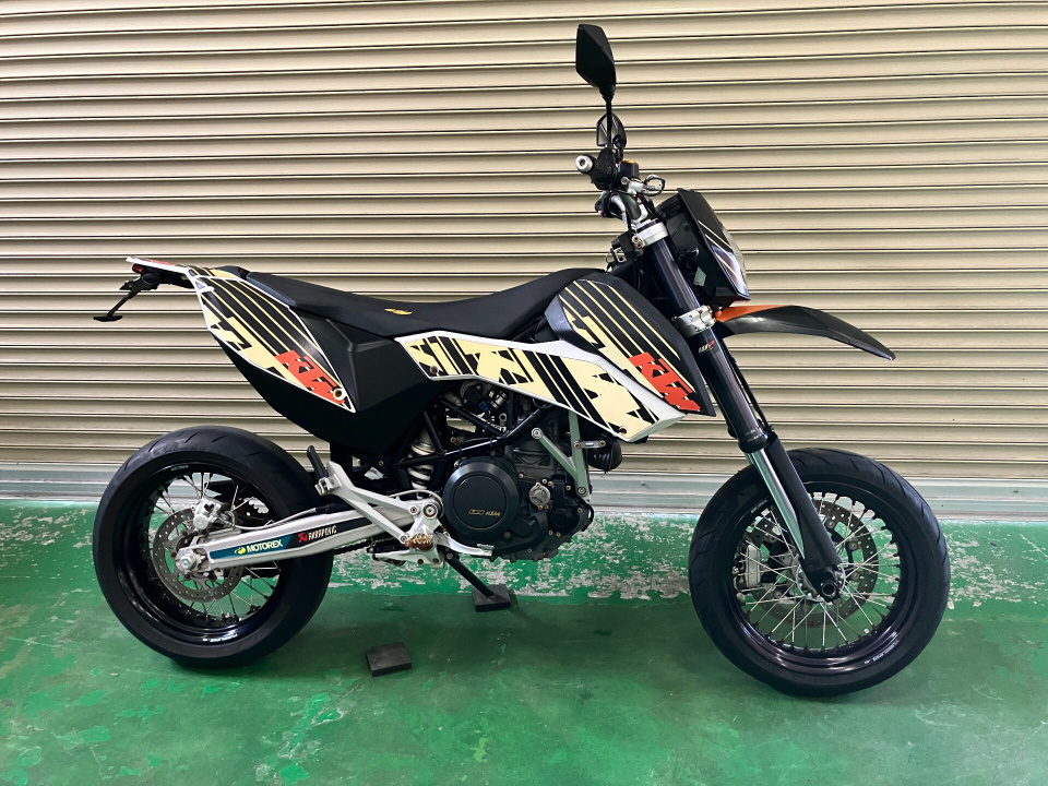 KTM 690 SMC 2011