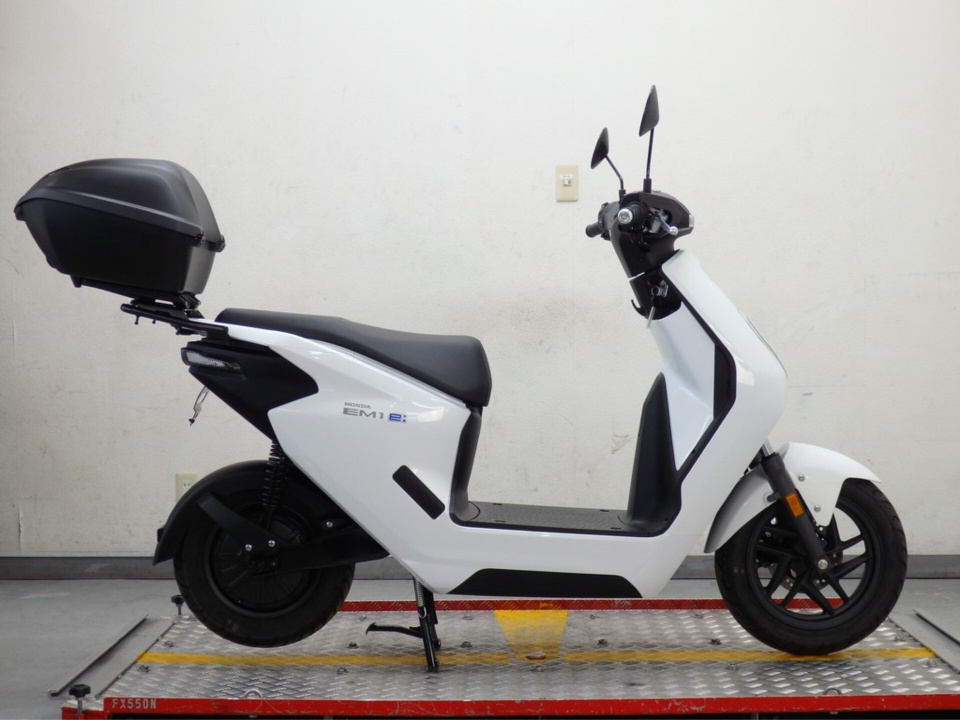 Honda EM1E: 2023