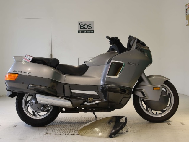 Honda PC800 PACIFIC COAST 1995