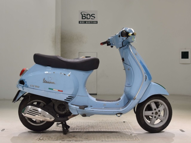 Vespa LX150