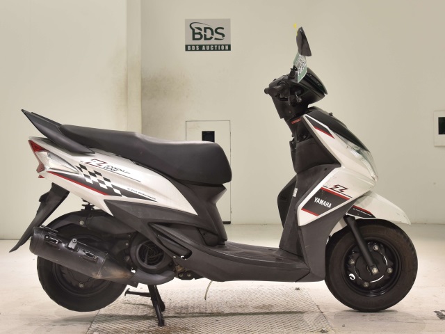 Yamaha CYGNUS RAY ZR 2014