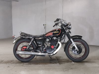 Yamaha SR400