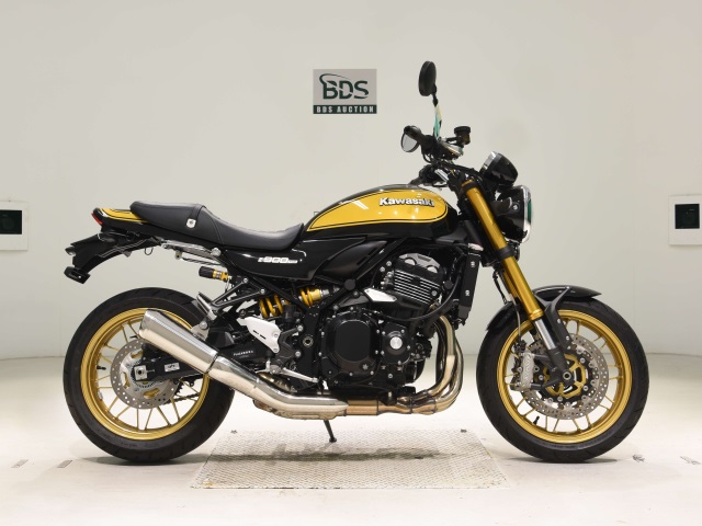 Kawasaki Z900RS SE 2023
