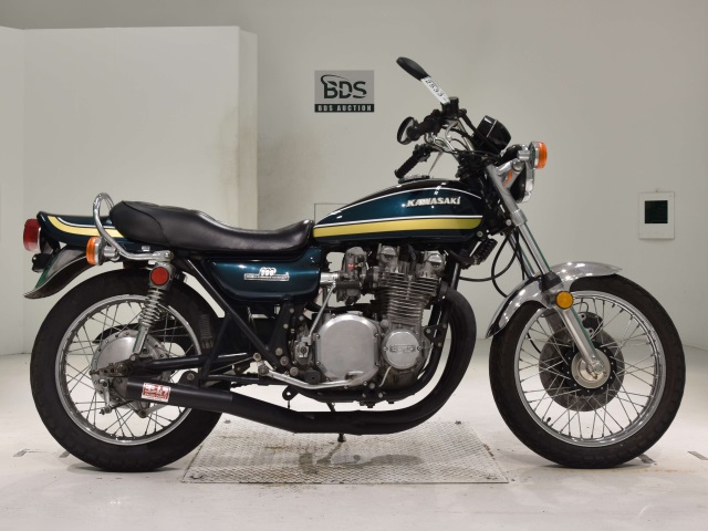 Kawasaki Z1 900 SUPERFOUR 2011