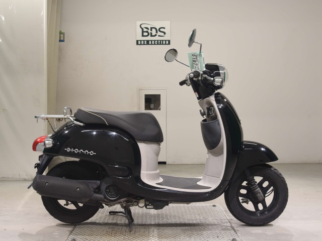 Honda GIORNO 2011