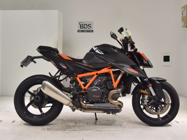 KTM 1290 SUPERDUKE R 2020