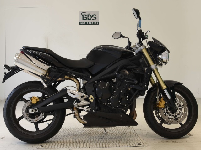 Triumph STREET TRIPLE 2014