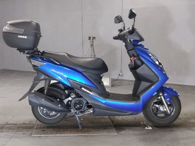 Suzuki SWISH