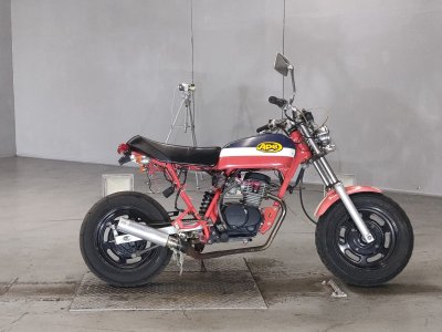 Honda APE50 2002