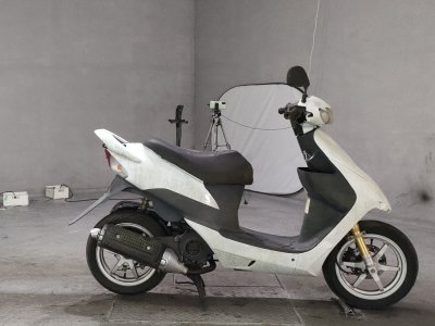 Suzuki SEPIA ZZ