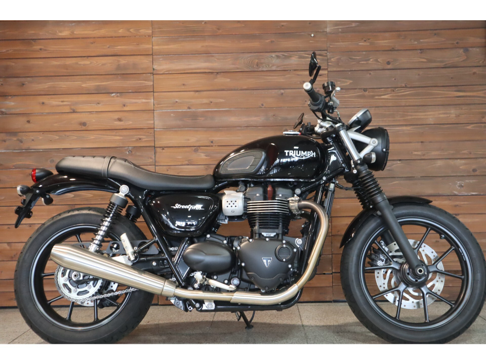 Triumph STREET TWIN 2016