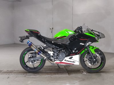 Kawasaki NINJA400 2021