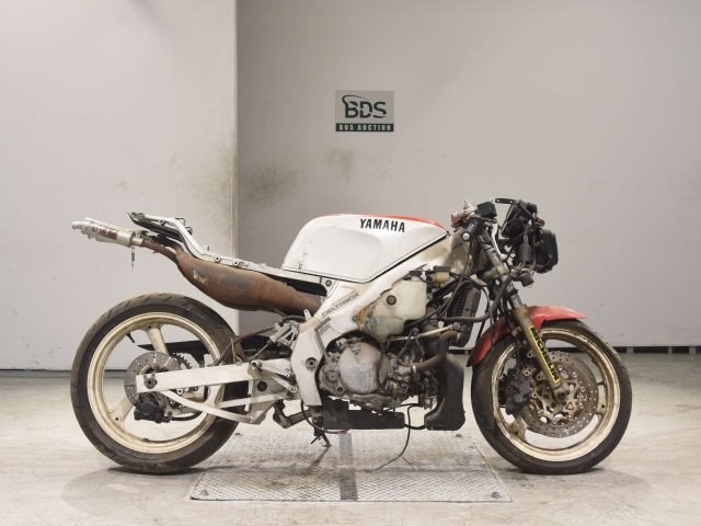 Yamaha TZR250 1989