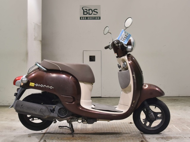 Honda GIORNO 2011
