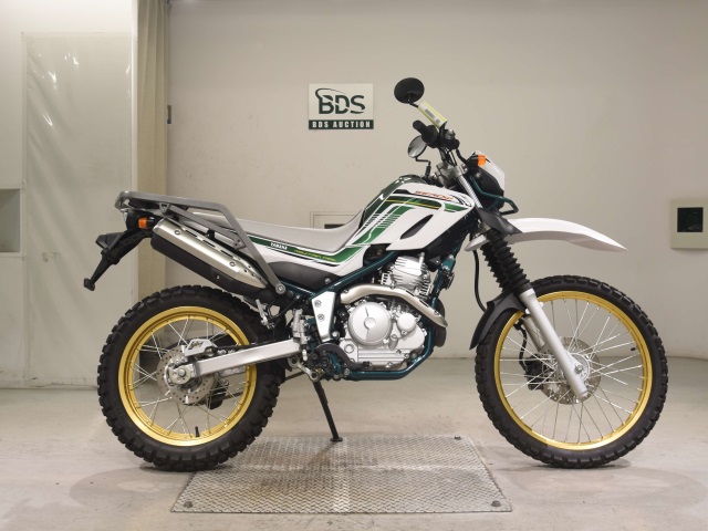 Yamaha SEROW XT250 2020