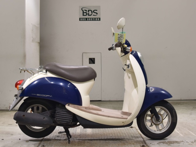 Honda SCOOPY50 2004