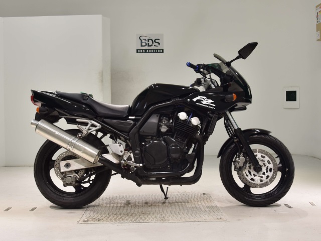 Yamaha FZ400 1997
