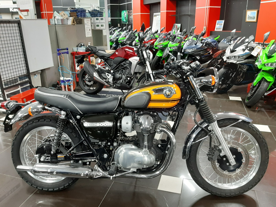 Kawasaki W800 2016