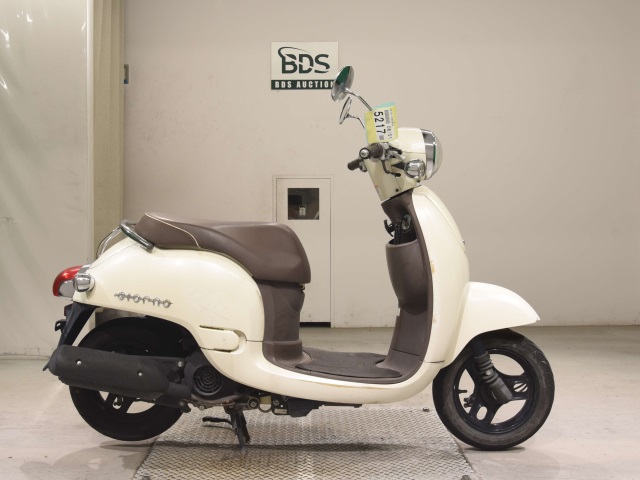 Honda GIORNO 2011