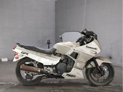Kawasaki GPX750R 1986
