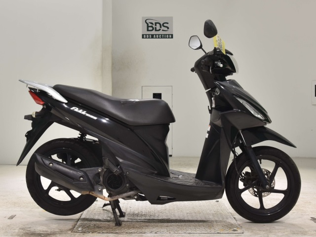 Suzuki ADDRESS V110