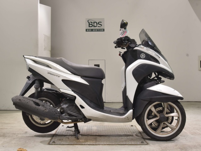 Yamaha TRICITY MW125 2001