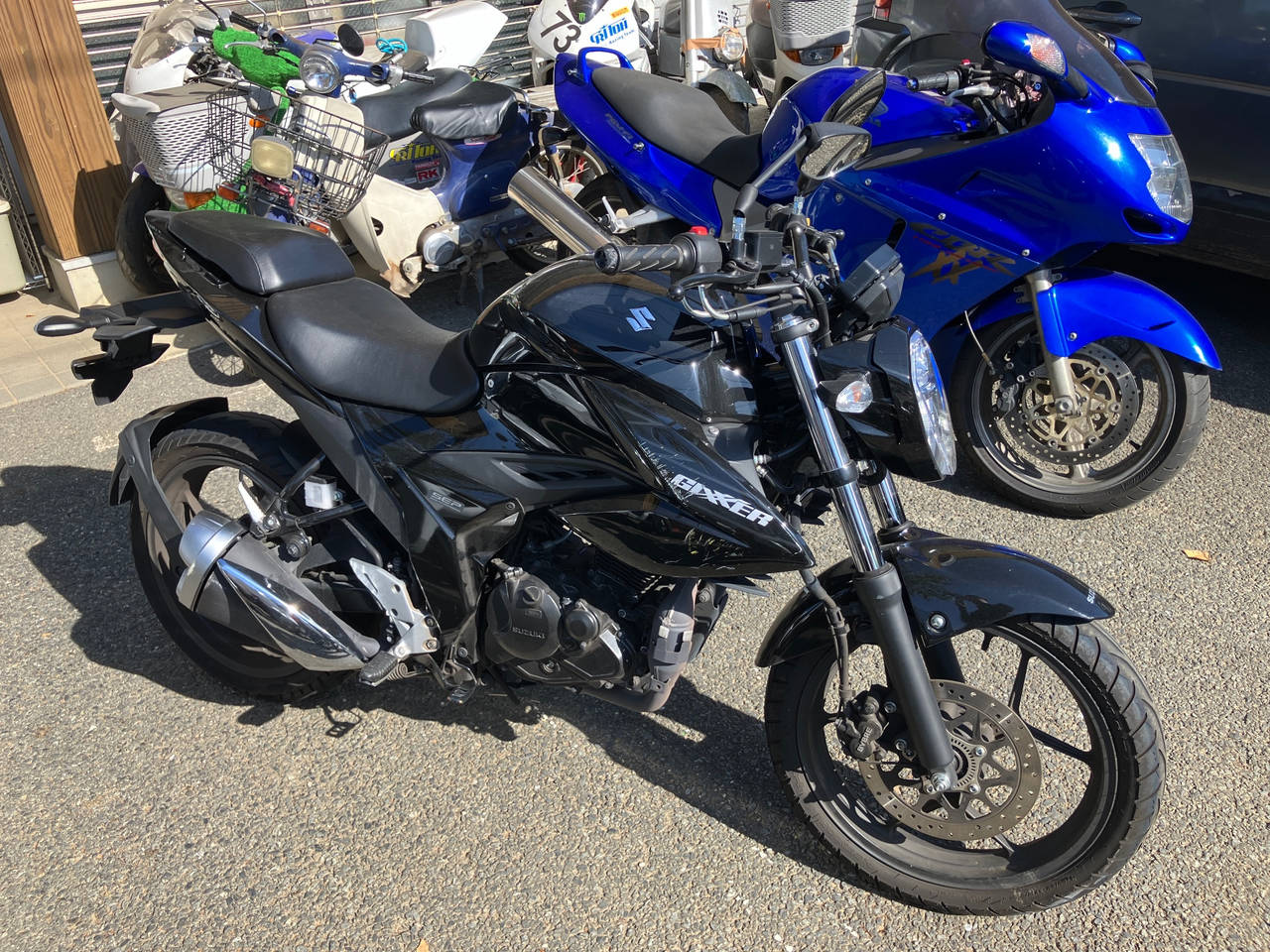 Suzuki GIXXER150
