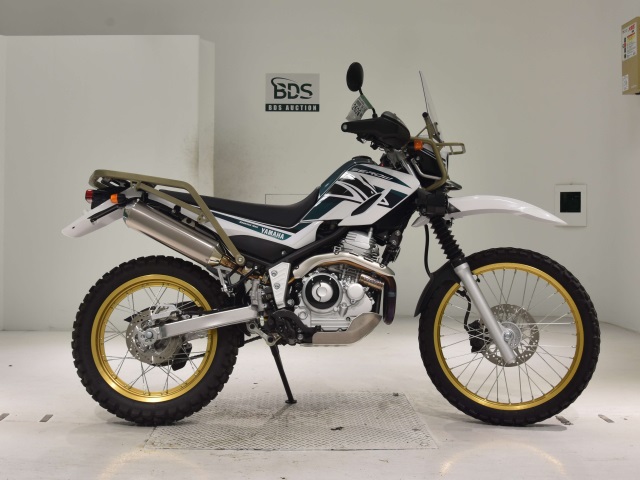 Yamaha SEROW XT250 2017