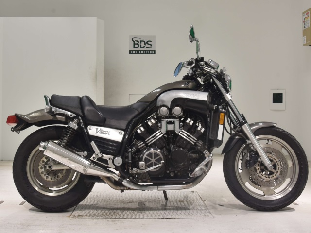 Yamaha V-MAX1200 2002