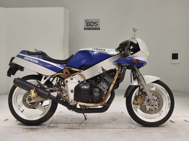Yamaha FZR400