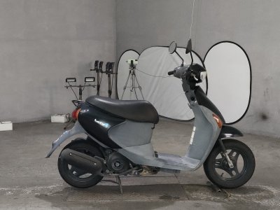 Suzuki LETS4