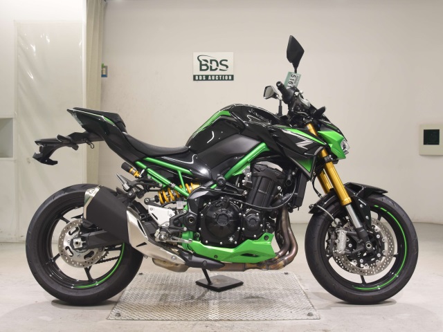 Kawasaki Z900-2SE 2022