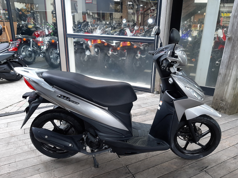 Suzuki ADDRESS V110