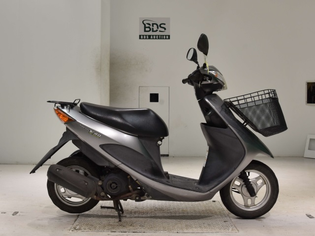 Suzuki ADDRESS V50