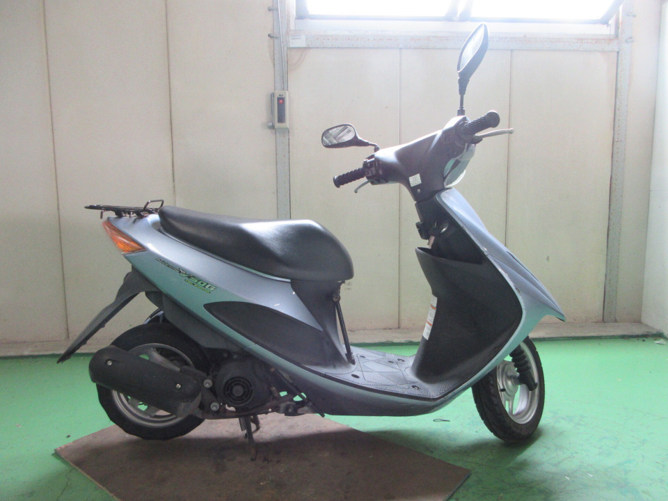 Suzuki ADDRESS V50