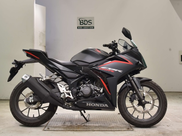 Honda CBR150R 2019