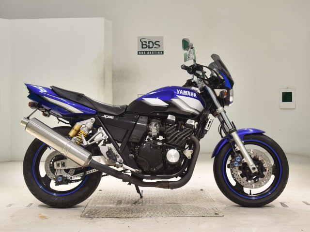 Yamaha XJR400 2001
