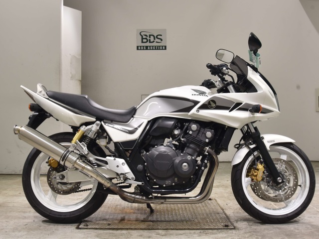 Honda CB400SFVA BOLDOR 2012