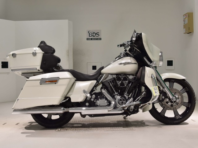 HD SREET GLIDE FLHX1580 2010