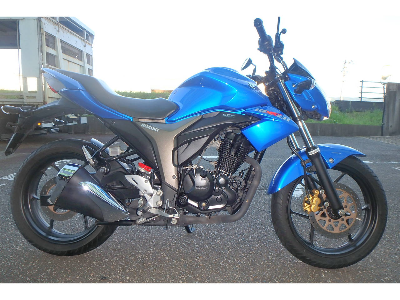 Suzuki GIXXER150