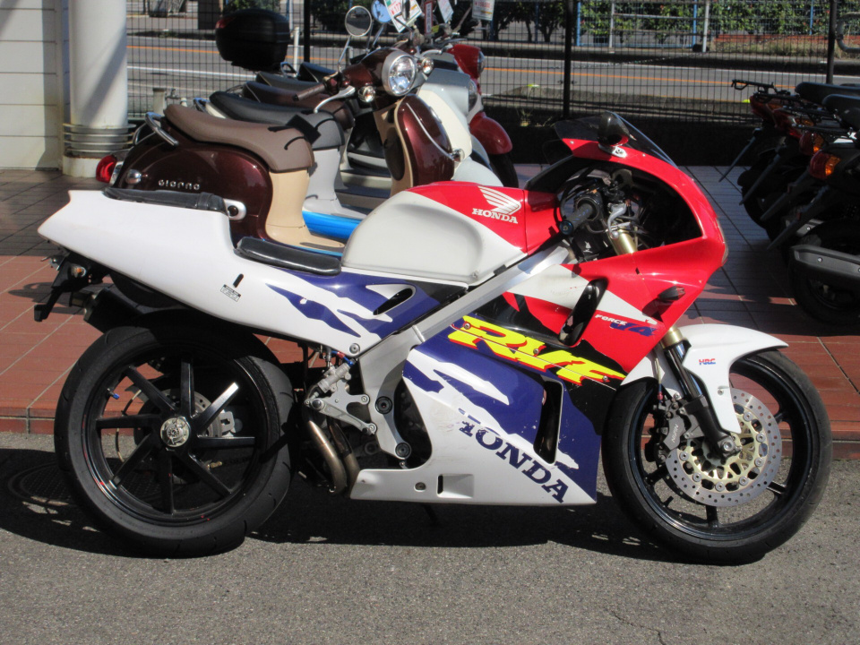 Honda RVF400 2000