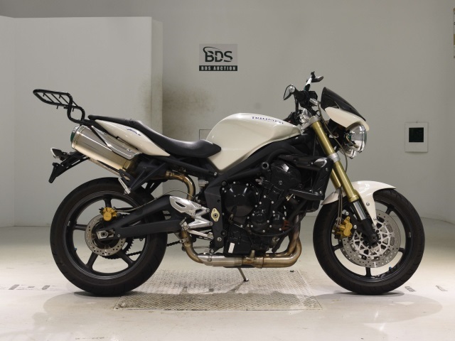 Triumph STREET TRIPLE 2008