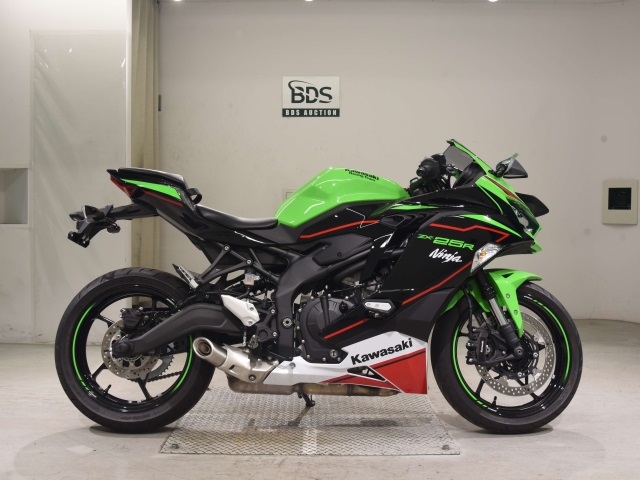 Kawasaki NINJA ZX-25R 2022