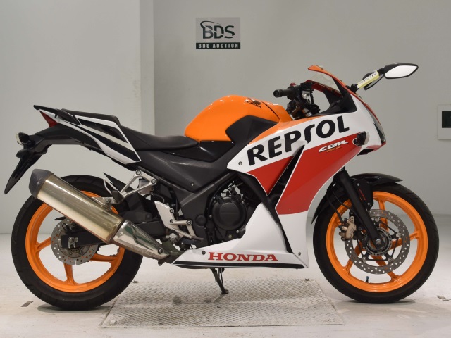 Honda CBR250RA 2015