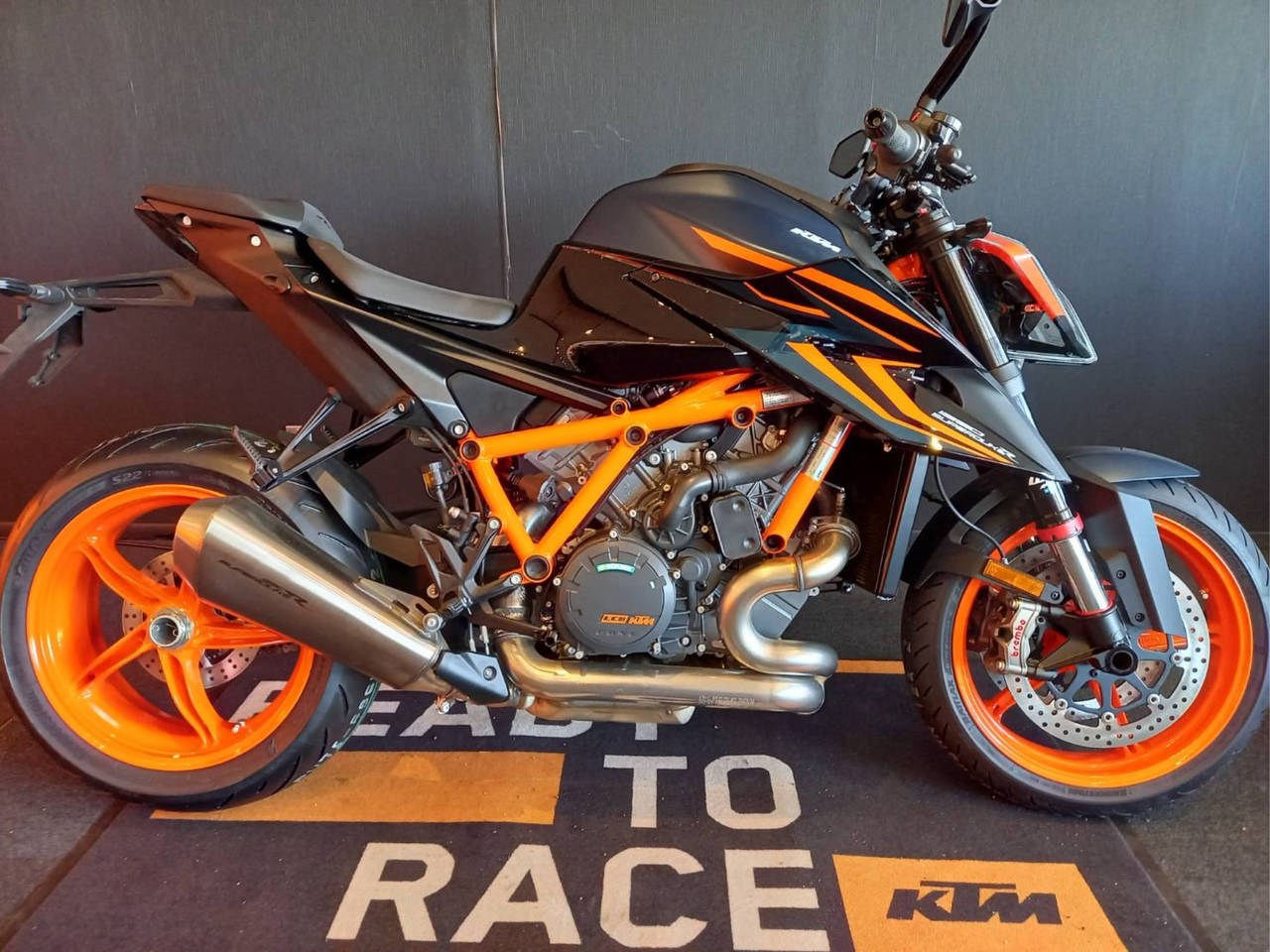 KTM 1290 SUPERDUKE R 2022